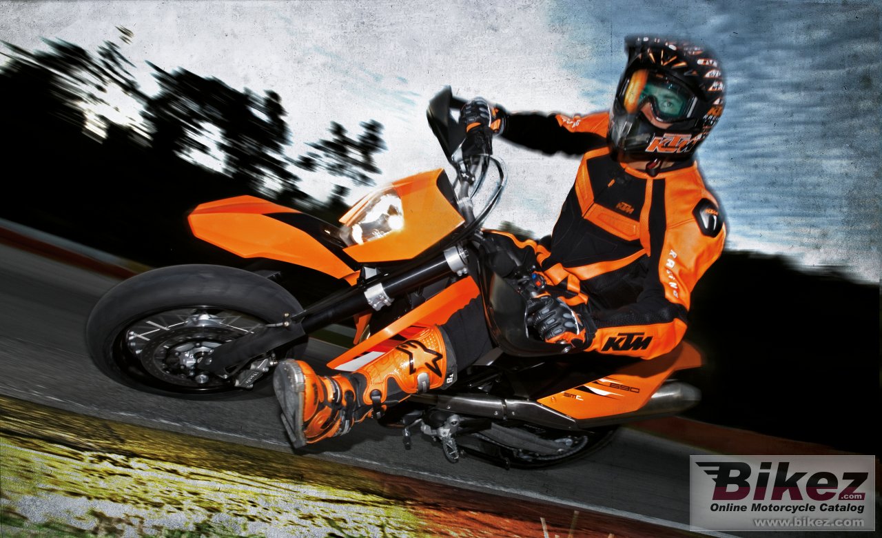 Big KTM 690 smc picture and wallpaper from Bikez.com